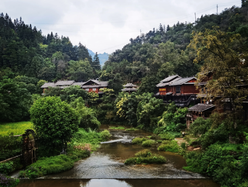 风雨桥见证广西三江 世界楼桥之乡美誉