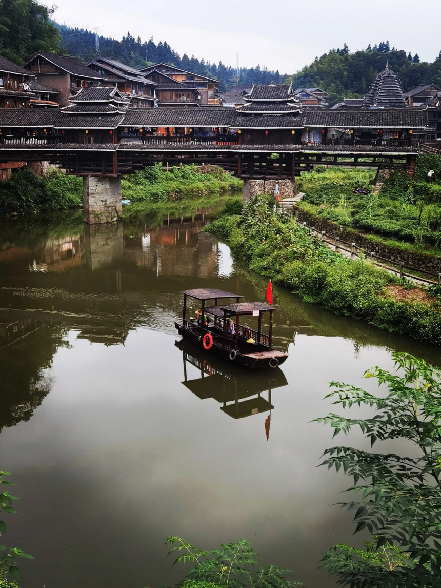 风雨桥见证广西三江 世界楼桥之乡美誉